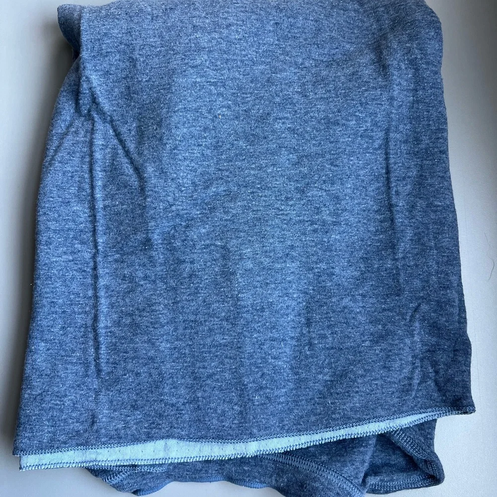 L.L. Bean Heather Blue Long Sleeve Henley Thermal Men’s Shirt size Large - Picture 6 of 12